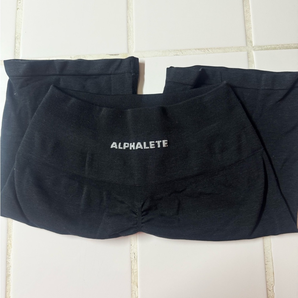 Alphalete Amplify black biker short xs